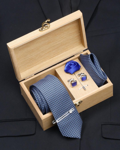 4db7ad40-6f34-4d86-80e1-010e9e5d44c31692597898853-LOUIS-STITCH-Mens-Italian-Silk-Necktie-Accessory-Gift-Set-16-1