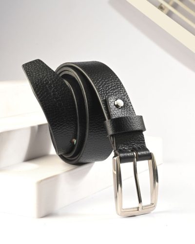 677d815a-78ba-40fd-be98-2b9af098c3151719649143724CLOGLONDONMenLeatherBelt1